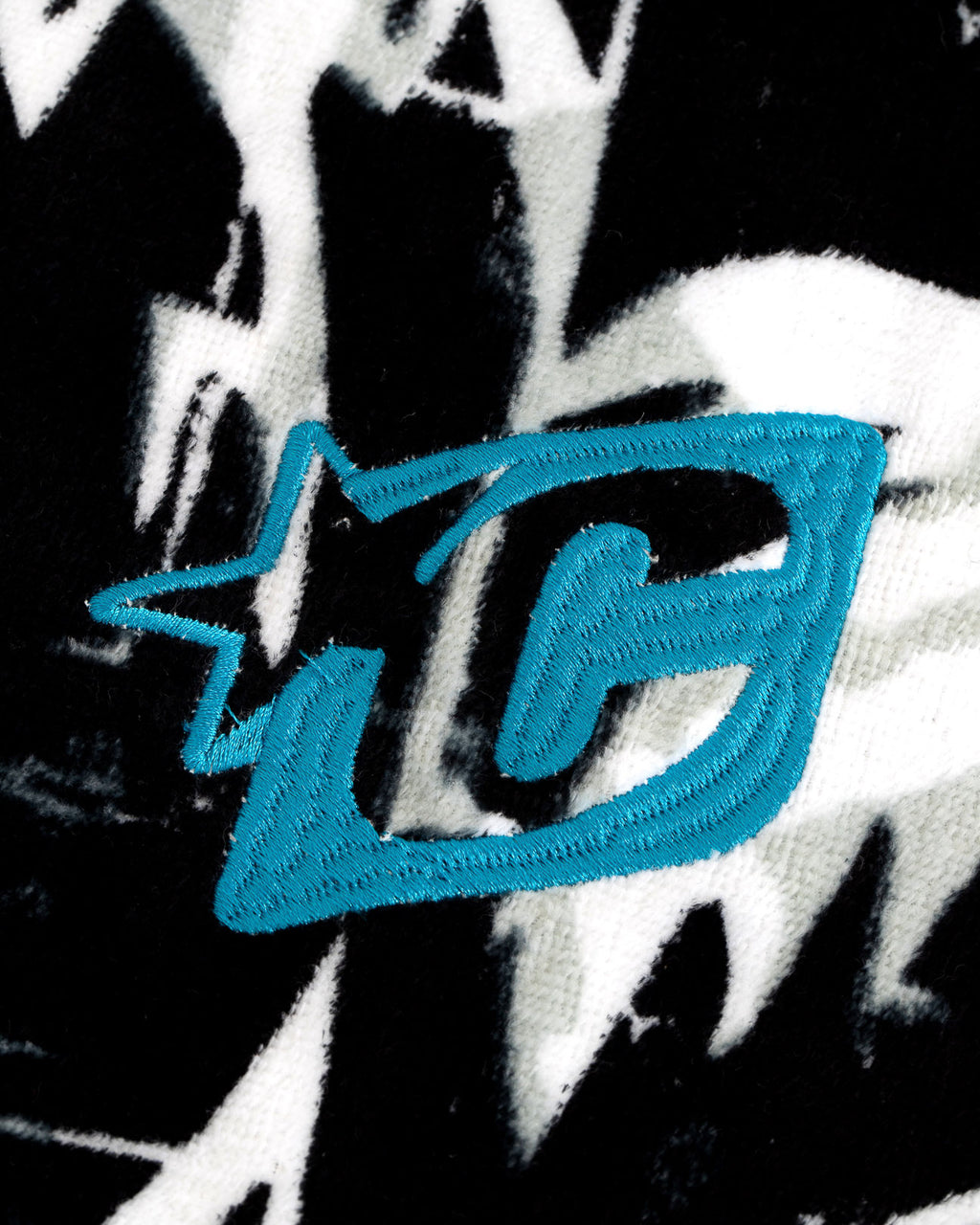 Grom Poncho : Black White - Small