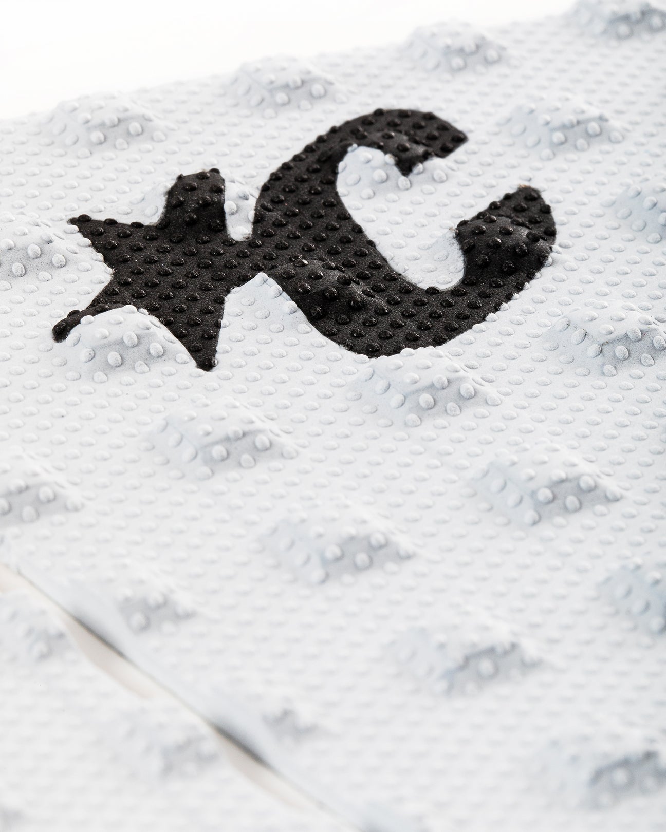 Mick Eugene Fanning Signature : White Black - 3 Pce