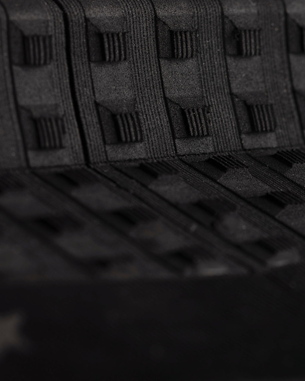 Hardwear Tail Block : Black - 4 Pce