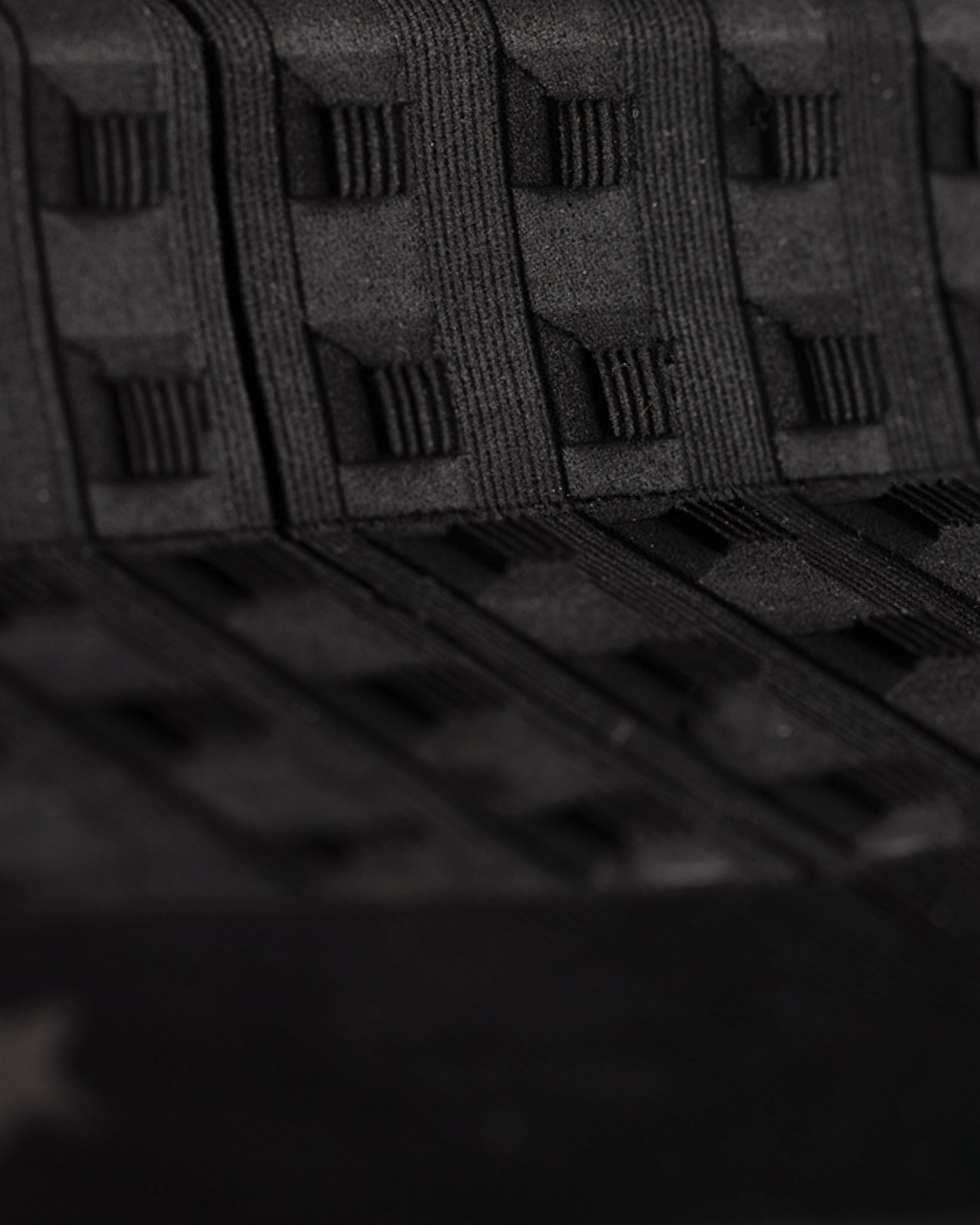 Hardwear Tail Block : Black - 4 Pce