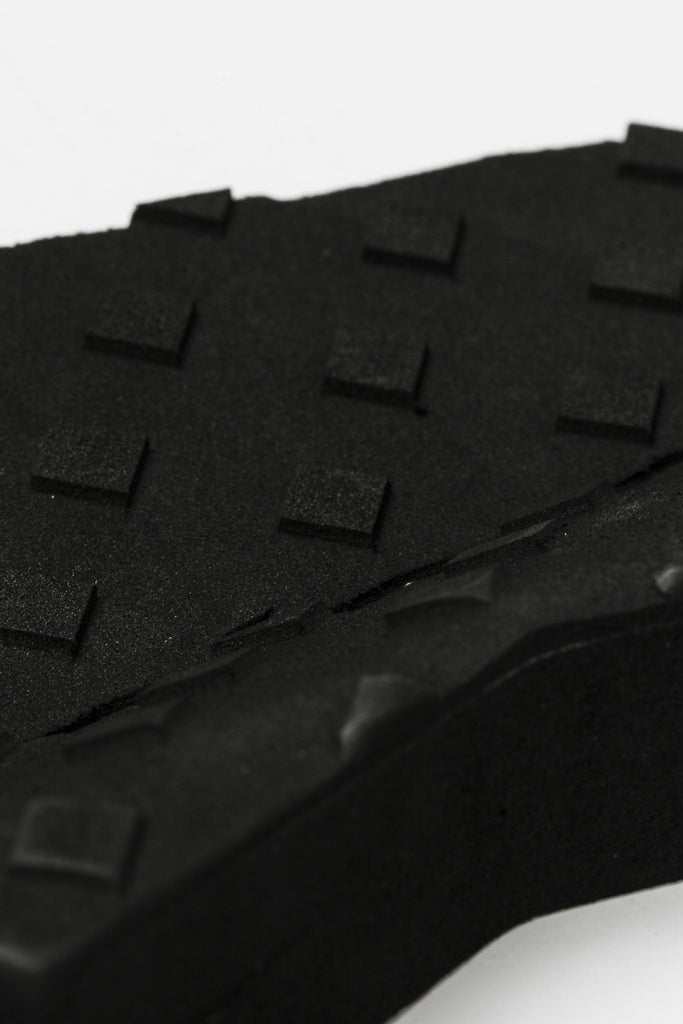 Icon Tail Block : Black - 1 Pce